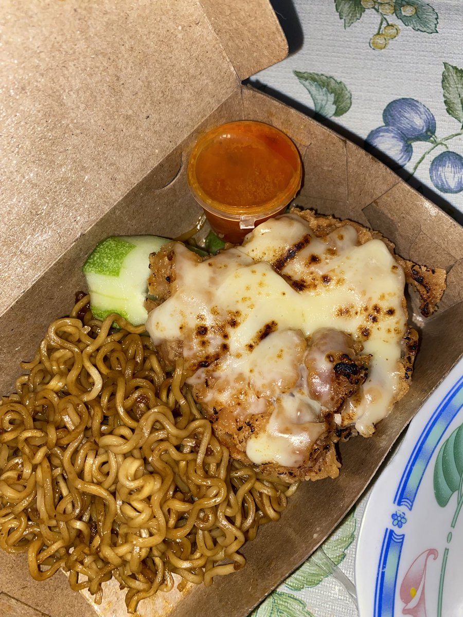 bosen mam rendang jd mam mie ayam geprek aja