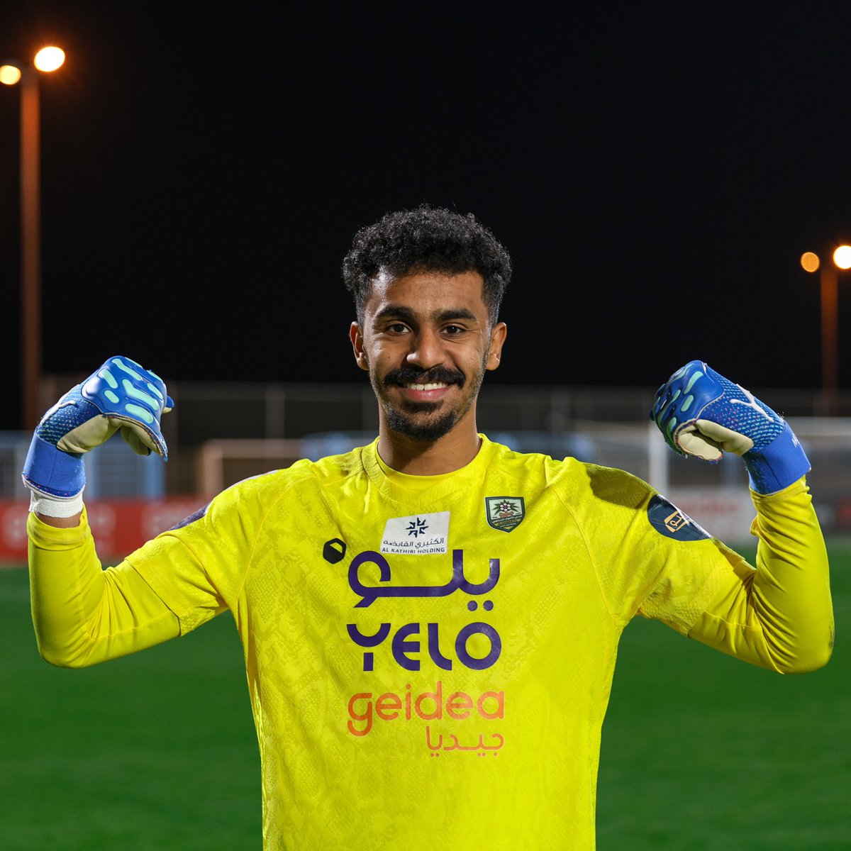 عيسى بن ناصر tweet media