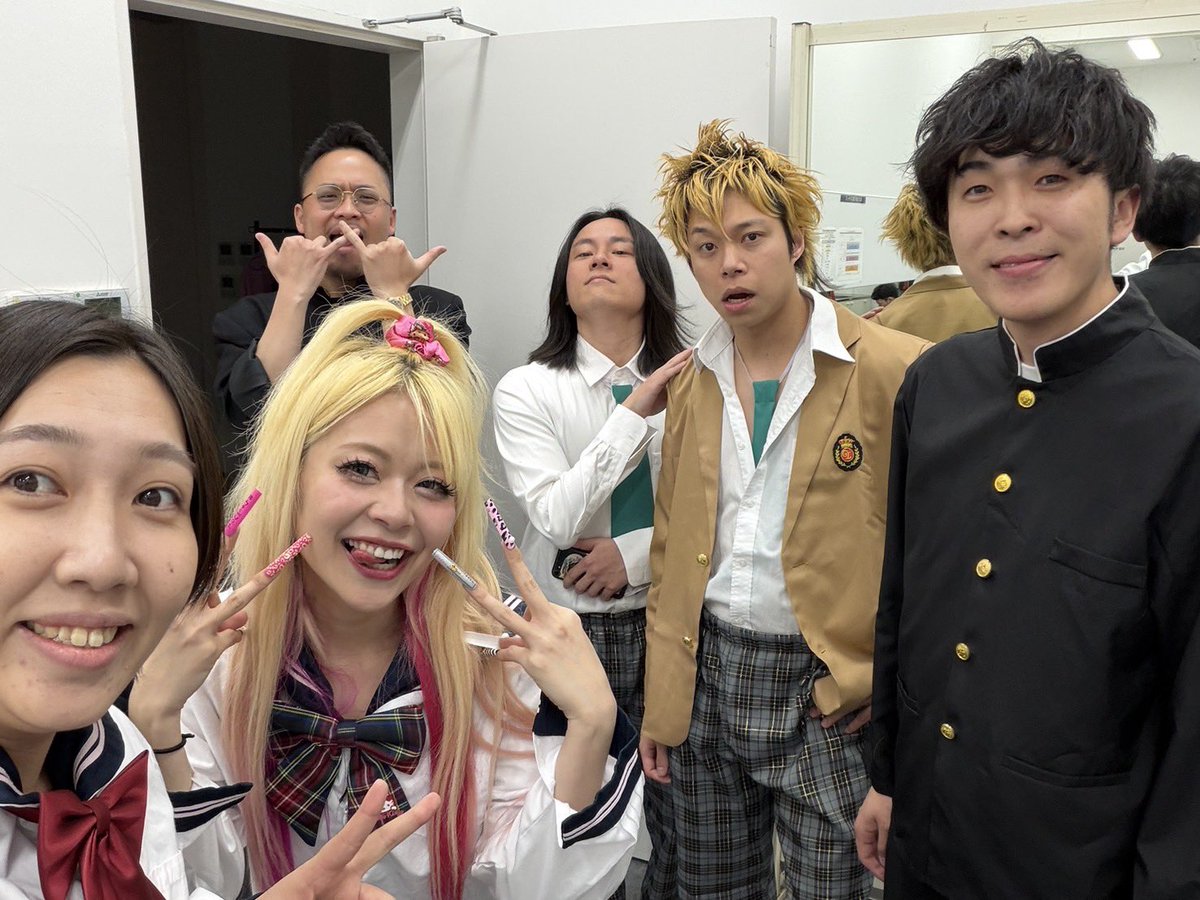 hzkzkzh's tweet photo. 大阪卍３８輝せ→卍卍卍💖💖💖💖💖💖💖 https://t.co/qZPmw3n4rb