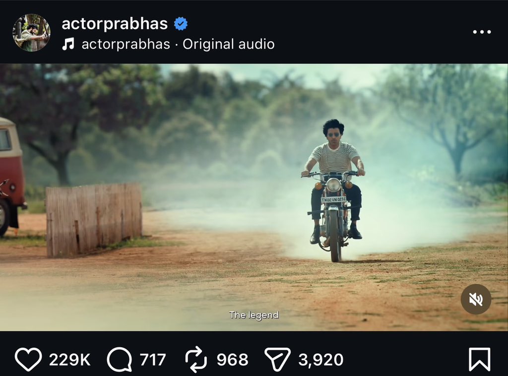 PolimetlaChetan's tweet photo. Eeedu #Salaar meedha em tweets veyyaledhu #Kalki2898ad time lo em veyyaledhu nd #TheRajaSaab ki kuda dead silent unnadu kaani vaadi trailer ki ni insta lo post @PrabhasRaju 🙏🏻🙏🏻🙏🏻 https://t.co/9JPCU5kTuI