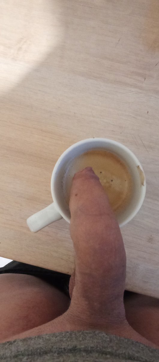 Skylos25's tweet photo. Un bon café crème dès le matin sa intéresse qui ? https://t.co/ijphyXDsBL