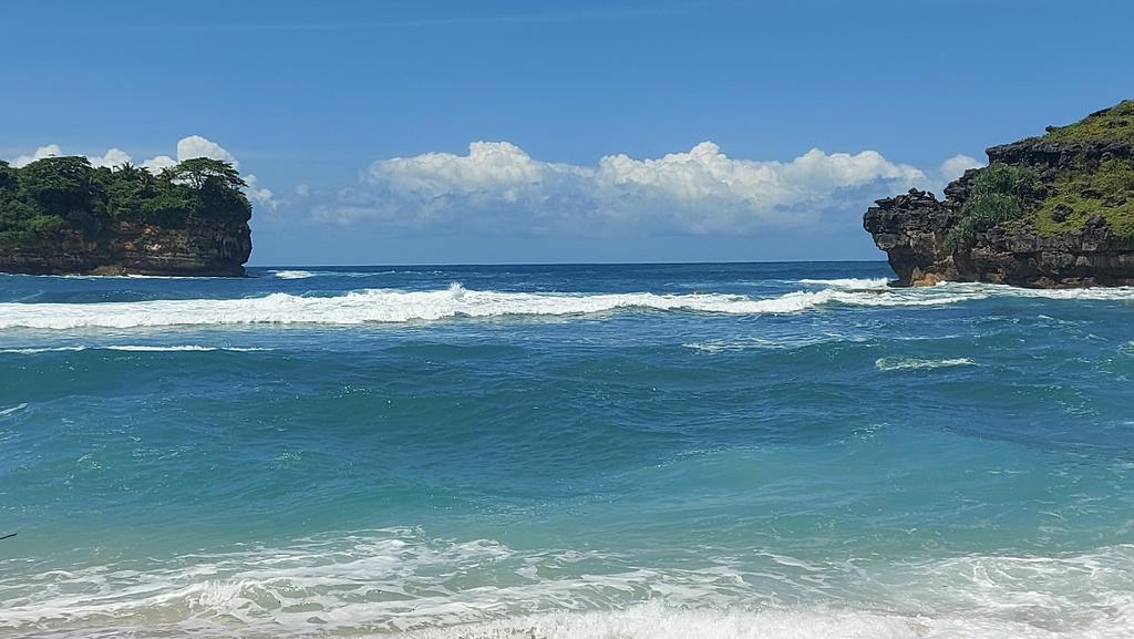 listyantidewi tweet media