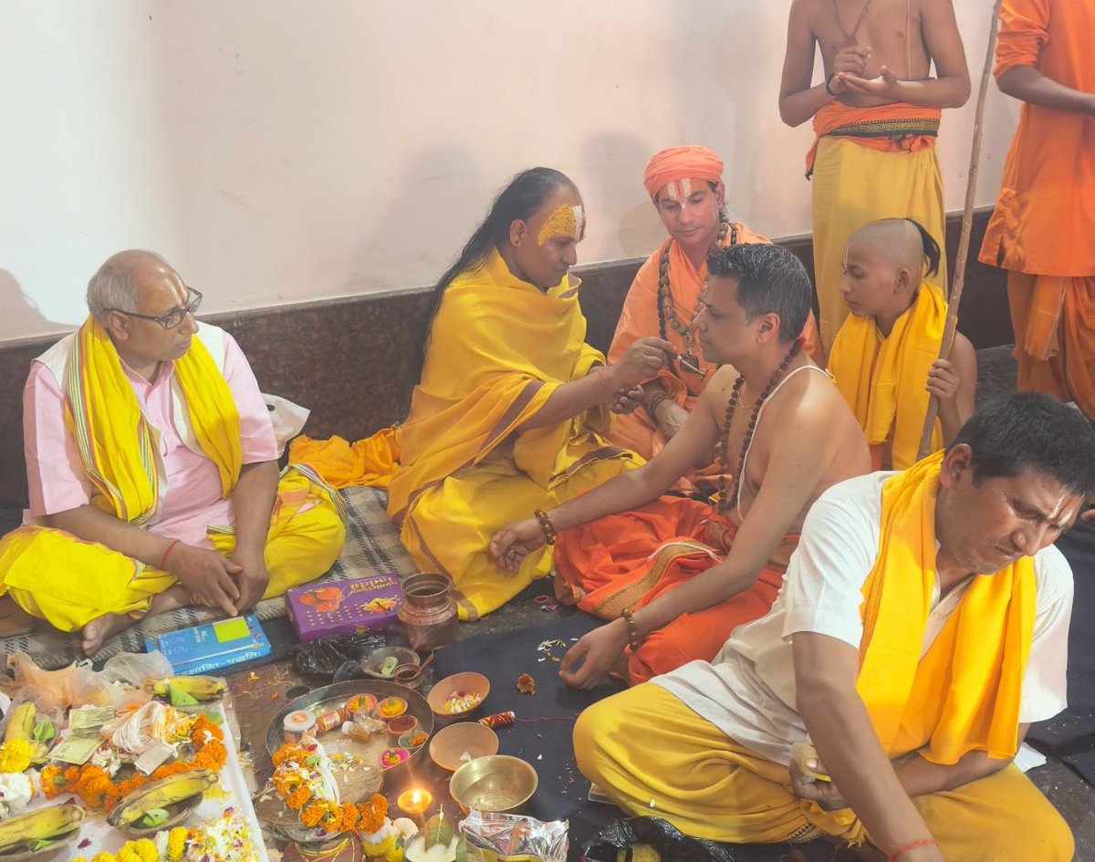 Paramhans Yogi Abhinav Ji tweet media