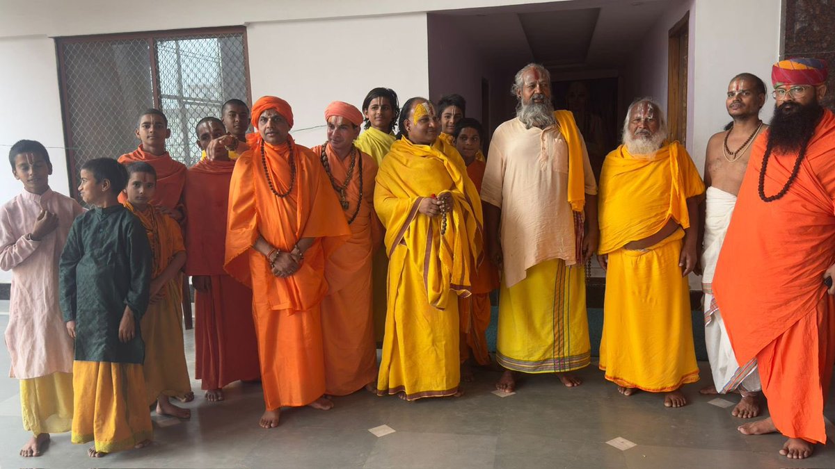 Paramhans Yogi Abhinav Ji tweet media