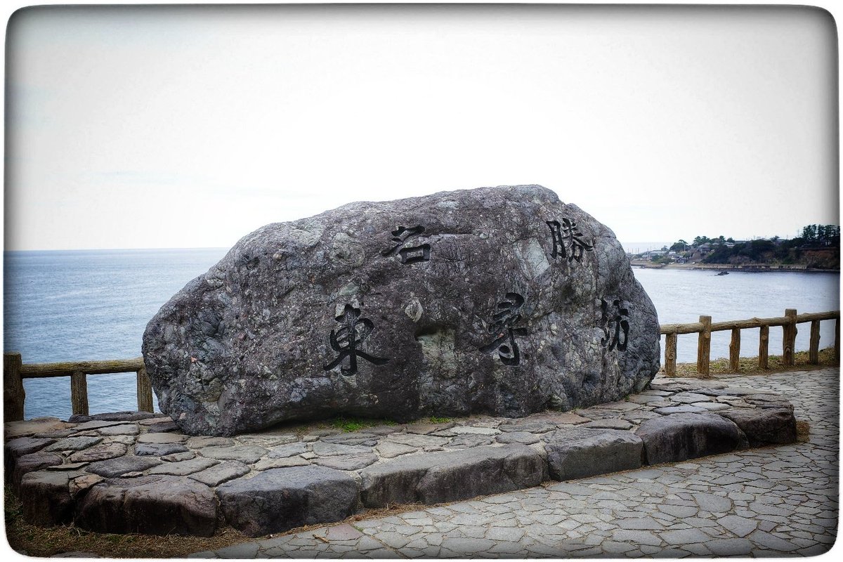 黒さとー tweet media