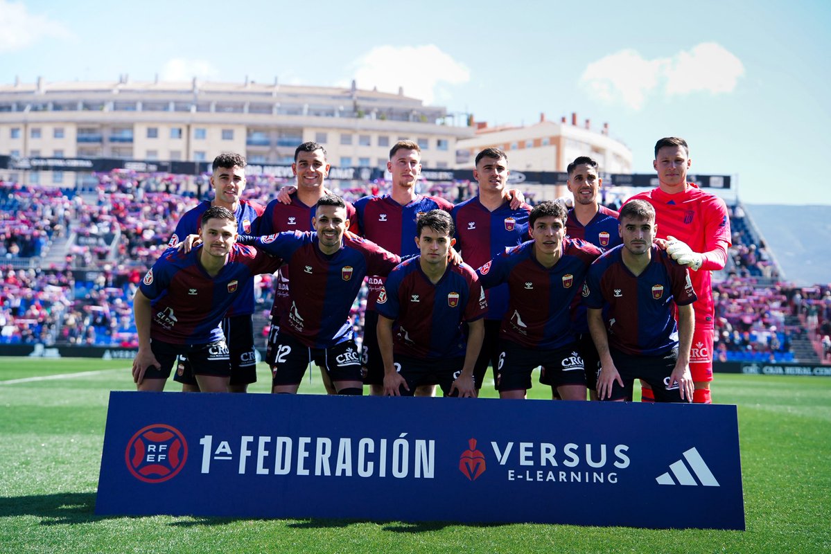 EL RECORD tweet media