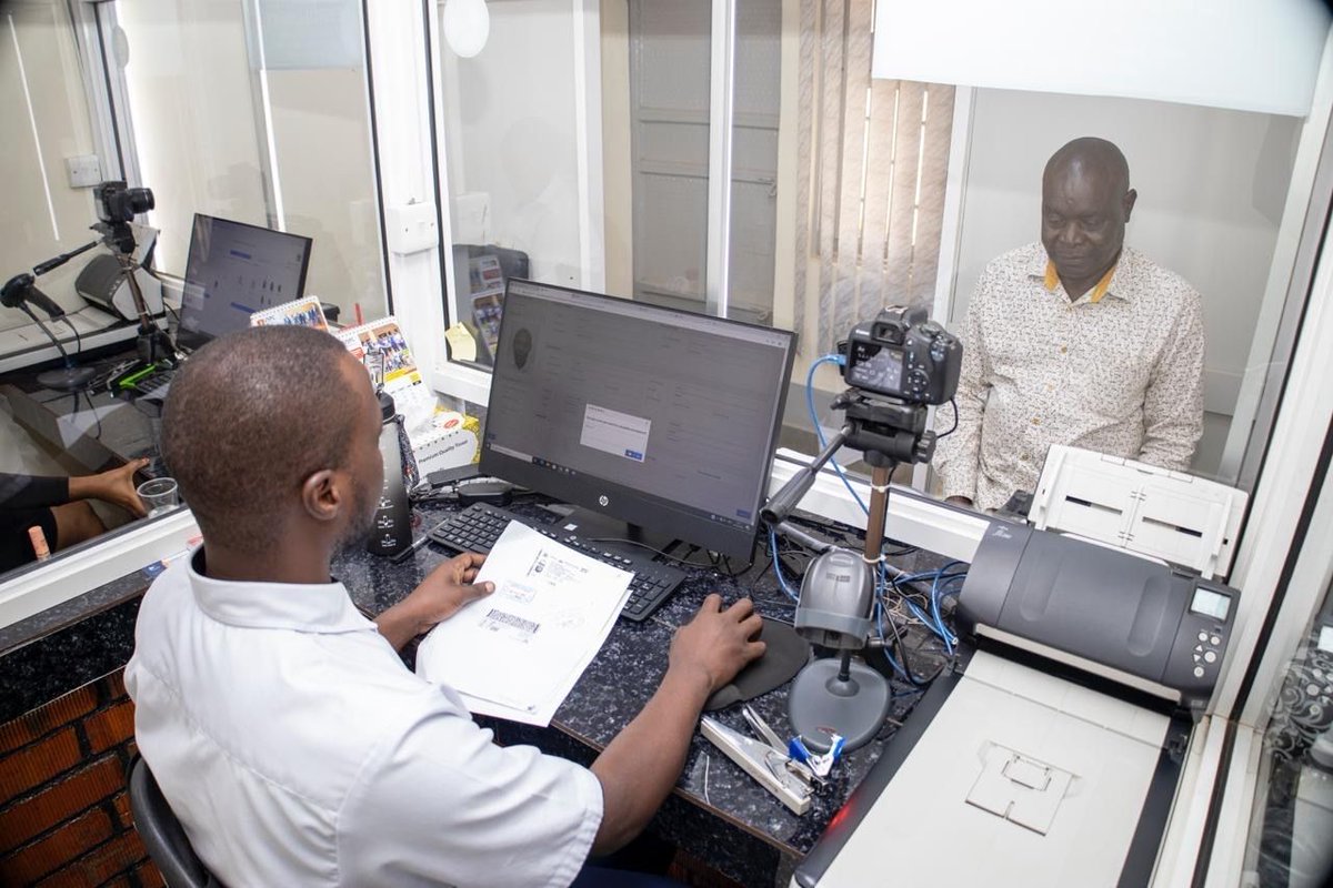 Uganda Driver Licensing System tweet media