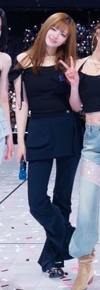 트와이스 옷장 tweet media