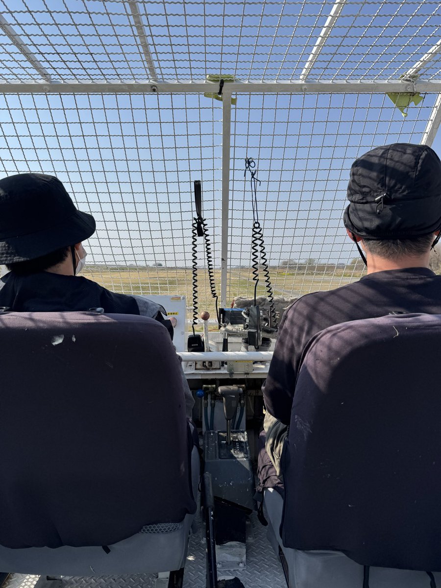citsoaring's tweet photo. ウィンチマンの背中 https://t.co/GYpV8UsxIV