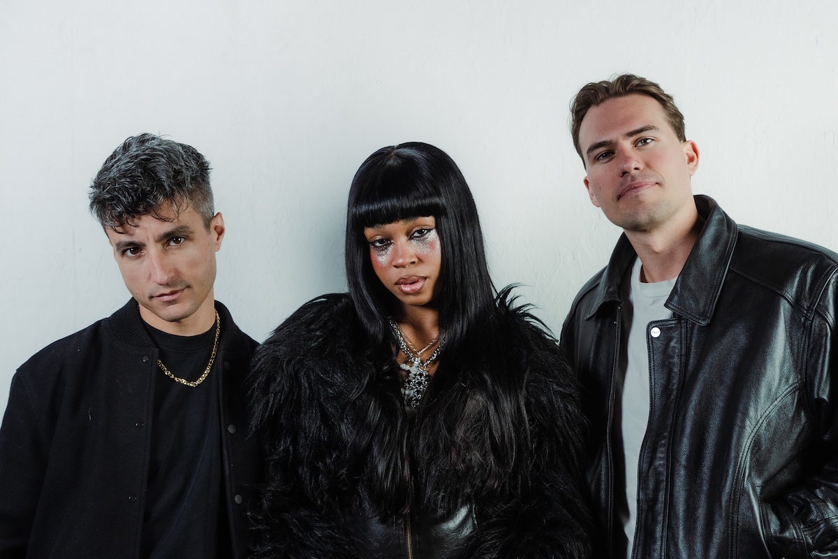bongminesent's tweet image. Loud Luxury &amp;amp; SadBoi Turn Late-Night Chaos Into a Global Dance Moment on “OUT LATE.” 🔥 

Story via @bongminesent → bongminesentertainment.com/loud-luxury-sa… 

@LoudLuxury | @whyusadboi | #dancemusic