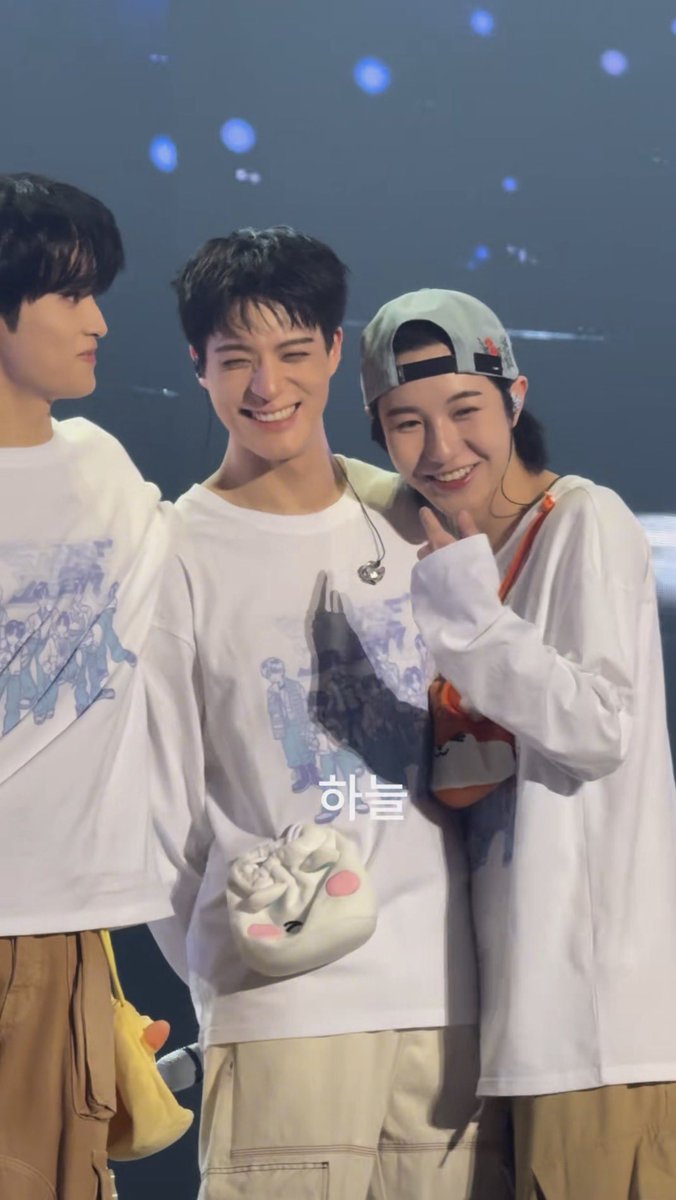 젠쥔ꔛ♡̷̷̷₊˚ 🐕🦺🐈⬛ tweet media