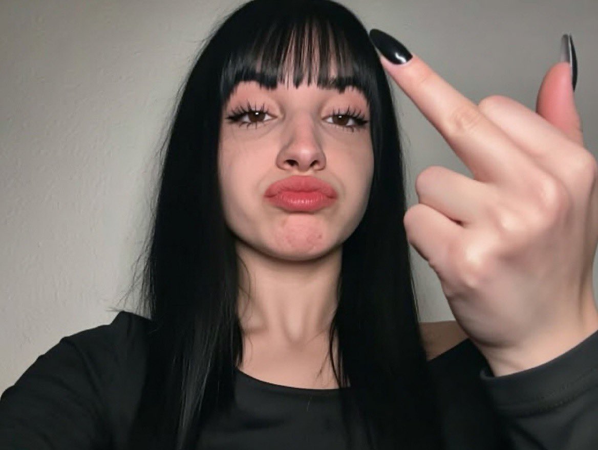 🦋Goon Brat🦋 tweet media