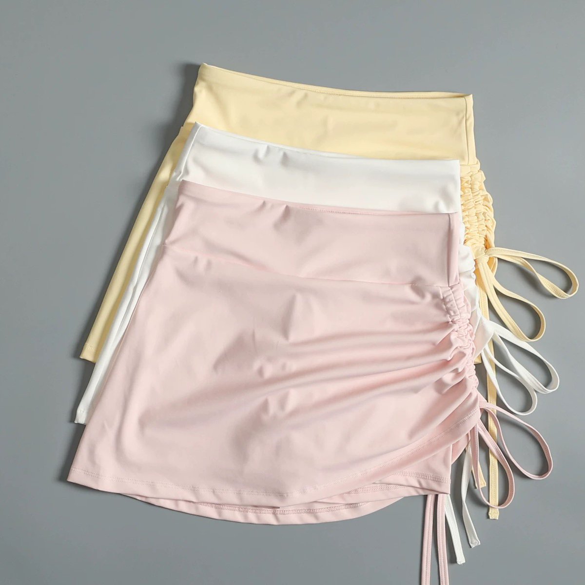 fromdyg's tweet photo. yang lagi nyari sportswear yuk barengan jajannya! price rata2 under 100k yaa, bakal ready sby tgl 6 april 🙂‍↕️ masih banyak model lain~ dm for more https://t.co/ak2ClWNad0