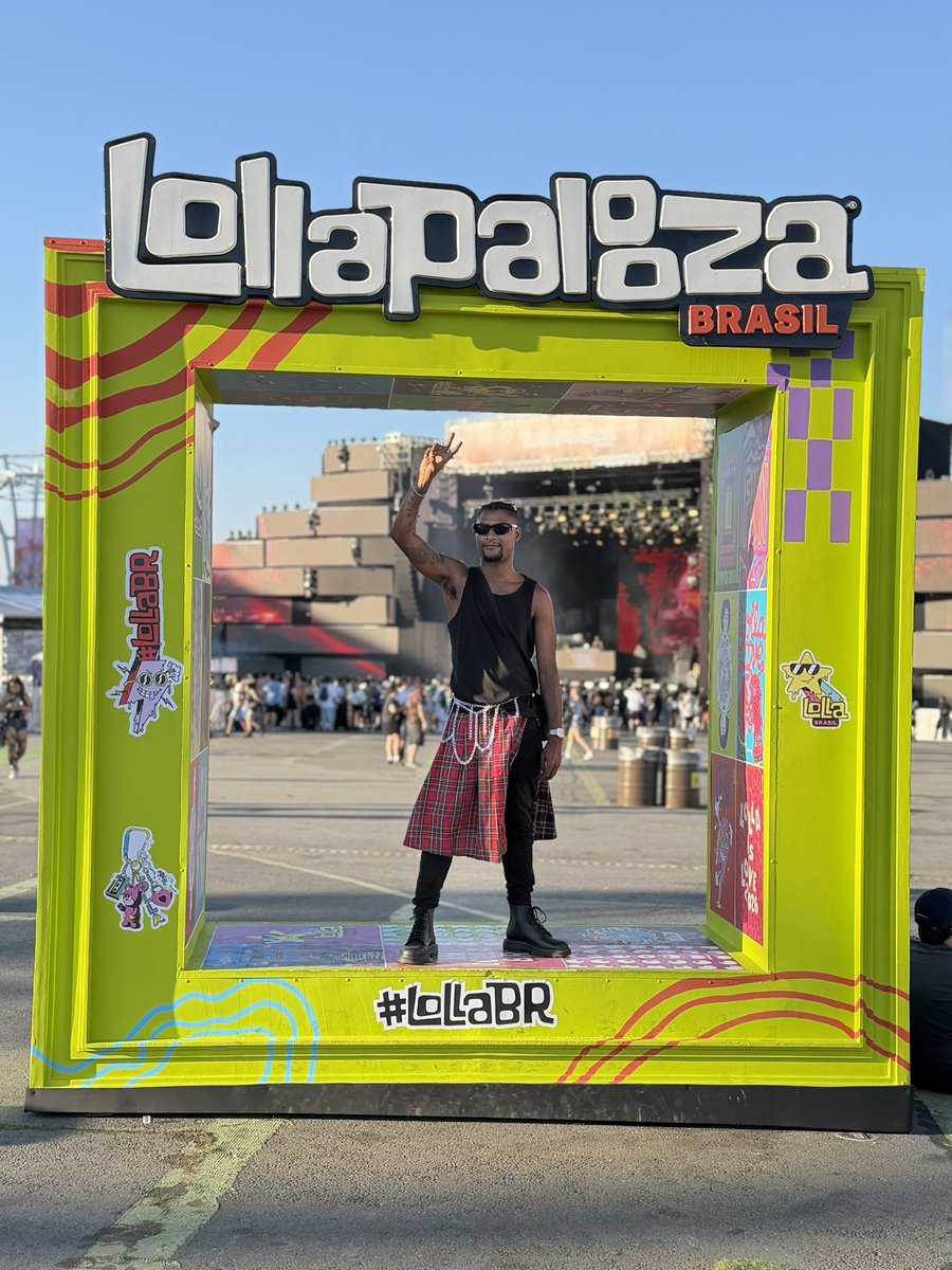 rasec15's tweet photo. Lolla 🔥 https://t.co/bLD1okFa3F