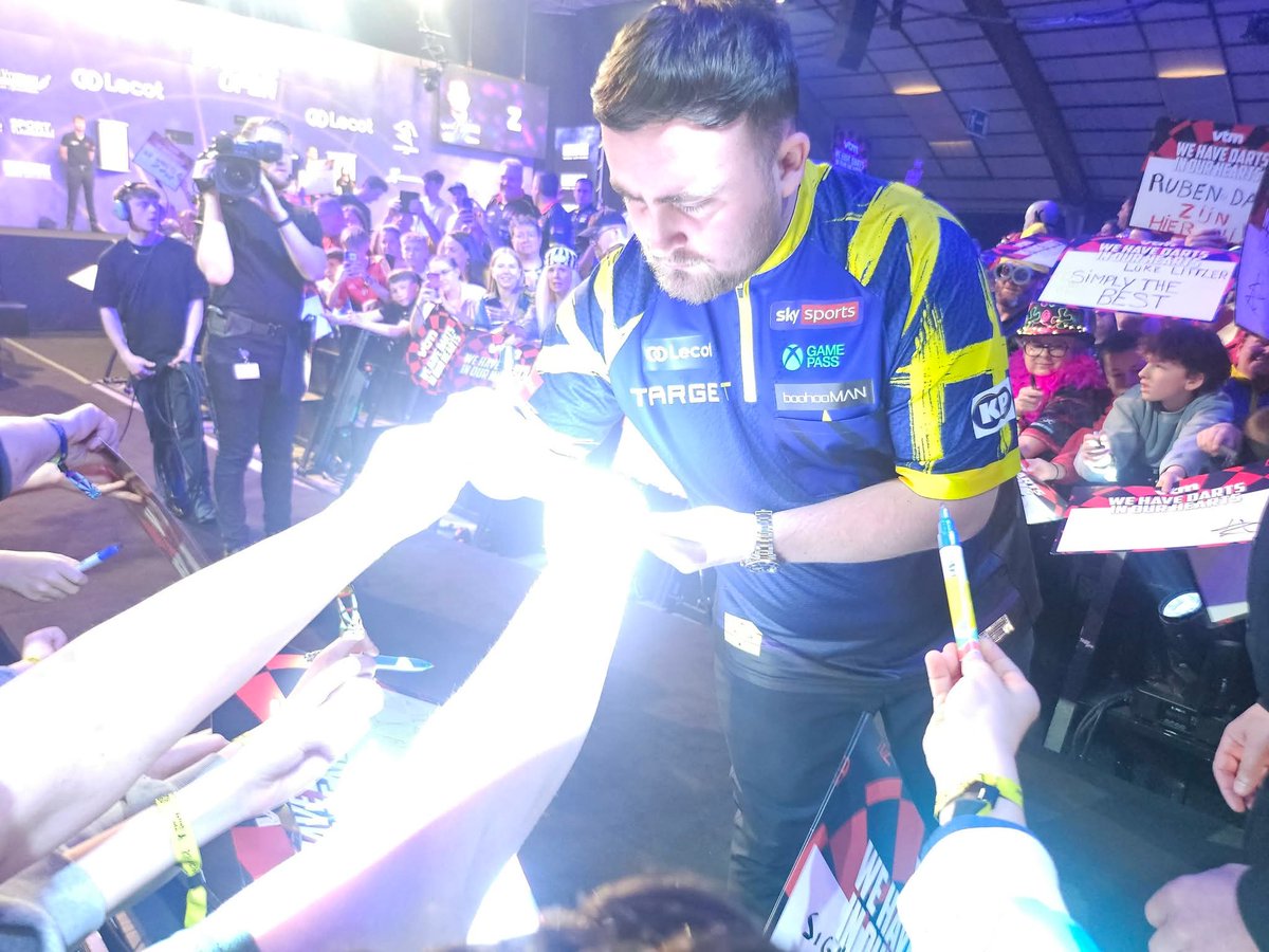 Kimmeke Luyten 🦋💐 tweet media