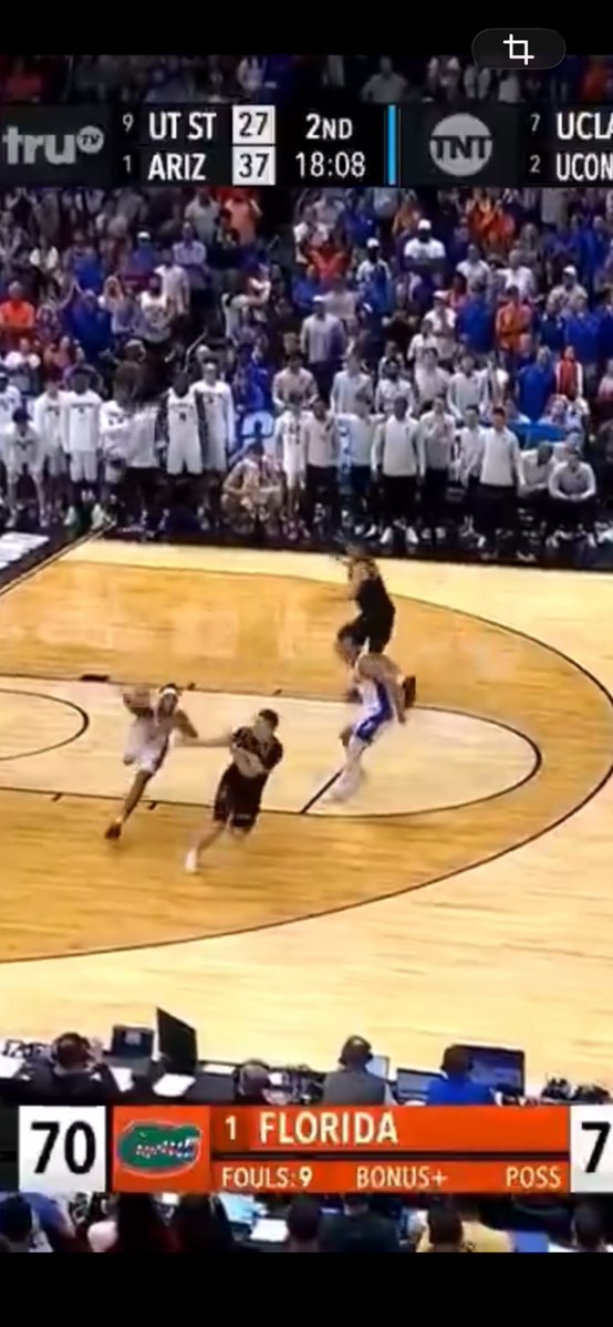 Ponzi America tweet media