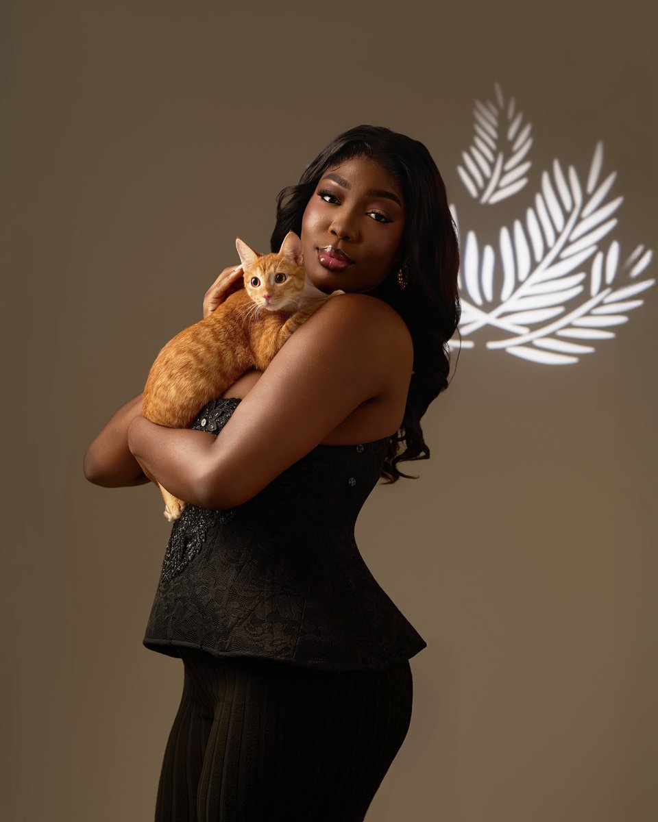 Roy Ayomide Studios tweet media