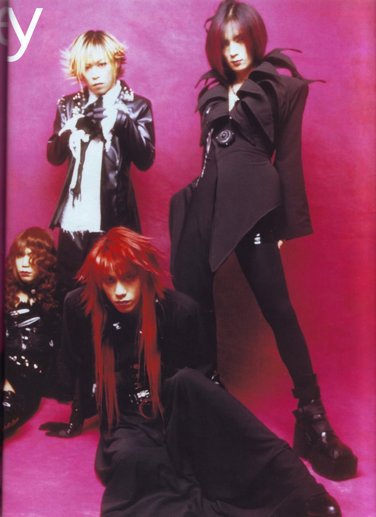 hourly diru tweet media