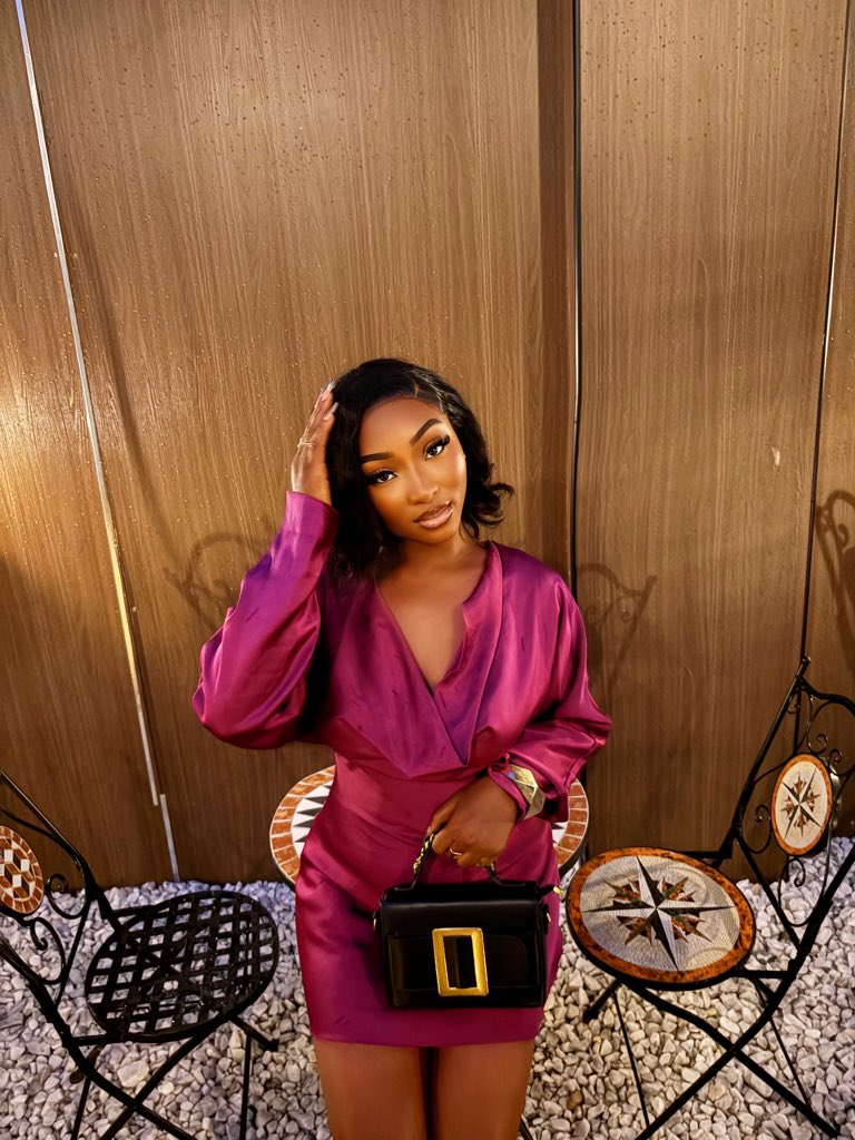 𝗺𝗲𝗻𝗮𝗵💋 tweet media