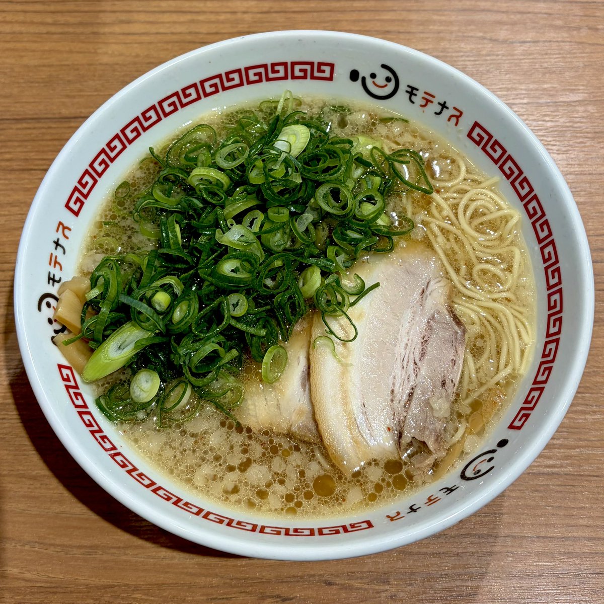 タバティ tweet media