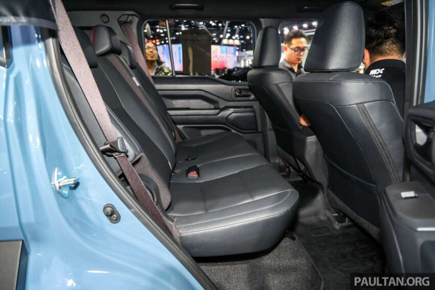 paultantk's tweet photo. toyota baru lancarkan suv ni di thailand harini. toyota landcruiser fj. harga rm152k lepas convert

enjin 2.7 liter petrol 166 PS 245 Nm, yg penting boleh pakai budi95 hahahaha￼ https://t.co/huWOZtEdZN