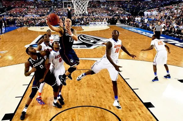 Chrizzle tweet media