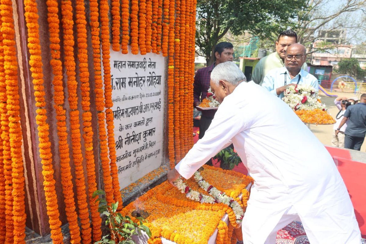 Nitish Kumar tweet media