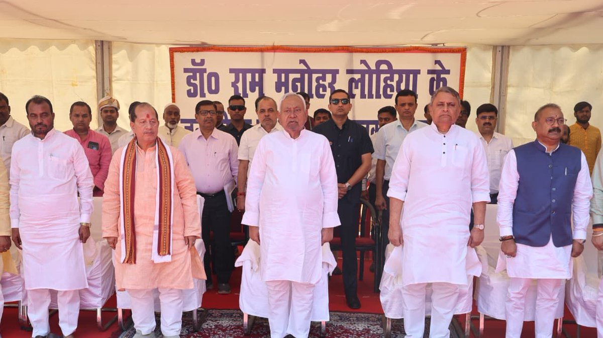 Nitish Kumar tweet media