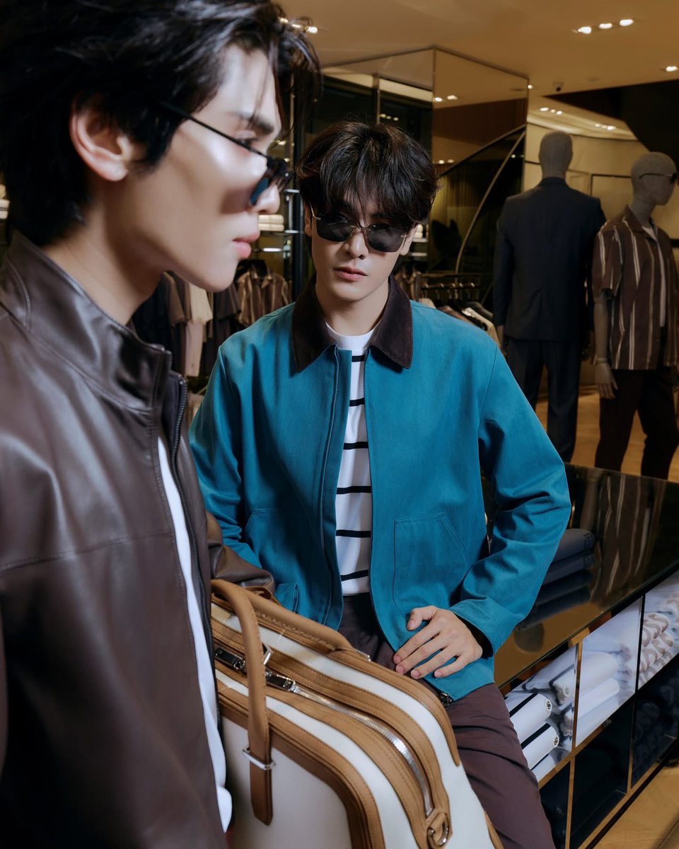 AllNews_th's tweet photo. “จุง-ดัง” เยี่ยมชม BOSS STORE ONE BANGKOK แฟล็กชิปสโตร์แห่งใหม่ พร้อมสำรวจคอลเลกชัน BOSS SPRING/SUMMER 2026

BOSS STORE x JOONGDUNK
#JOONGDUNK #จุงดัง 
#JoongArchen #dunknatachai
#BOSSRecognizeBoss #BeYourOwnBoss

🔗 https://t.co/32E2WUUKpL https://t.co/k0zvNZw2pD