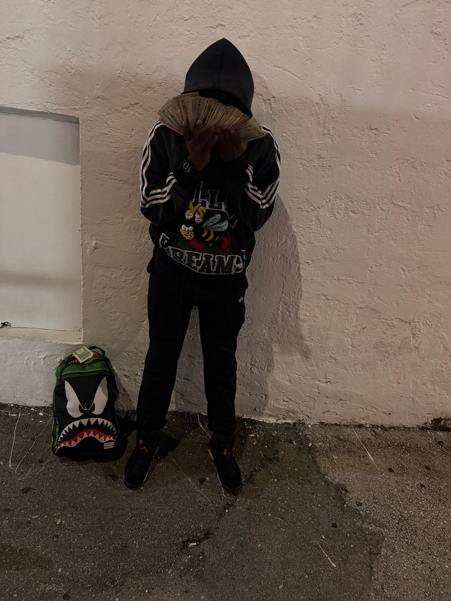 Rackieee💲💲💕🐓 tweet media