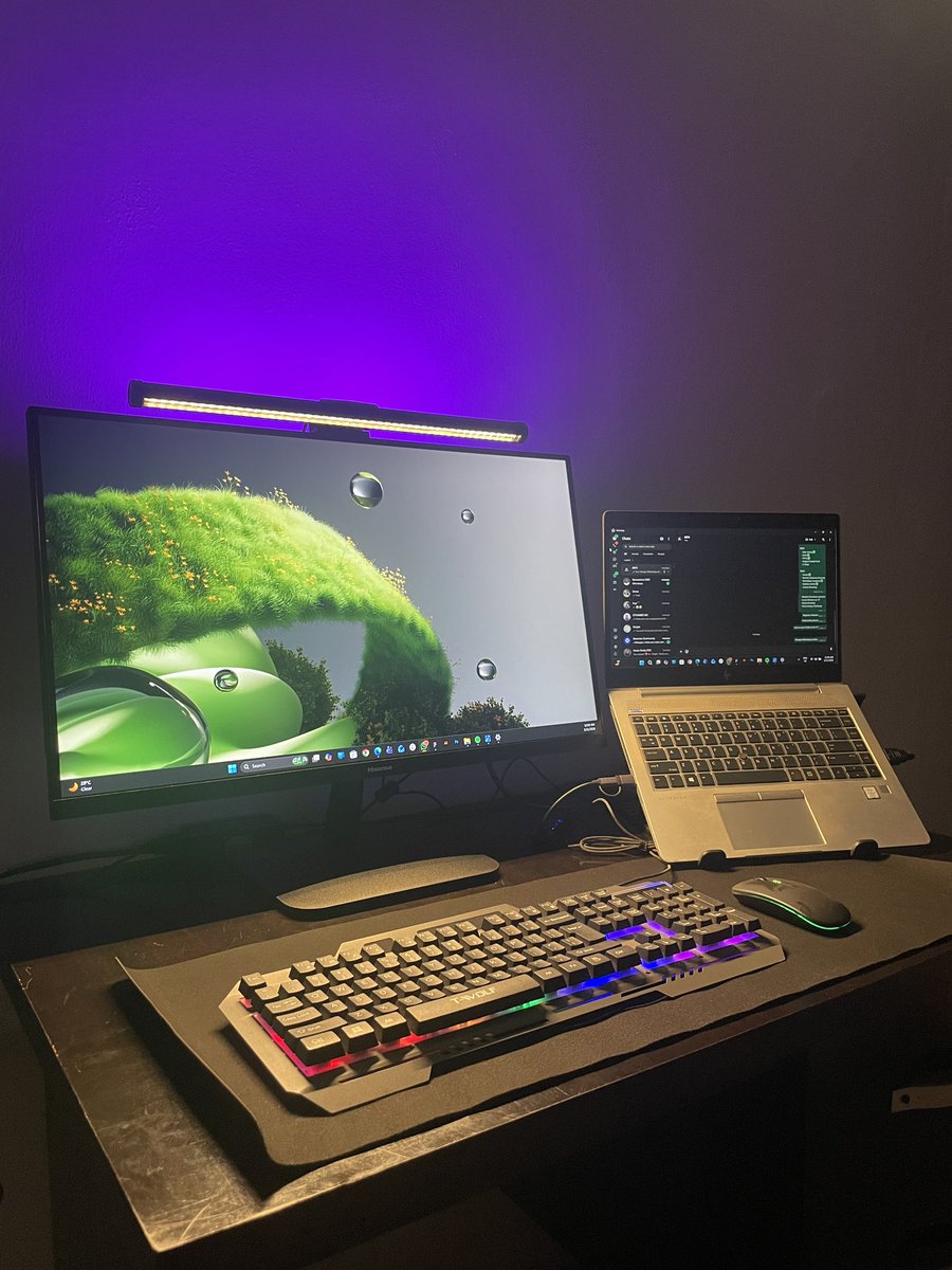 Added a few gears to it and I’m loving the new looks.

It’s high time I started building my dream workspace.

Happy New Week!⚡️
Let’s do x10.