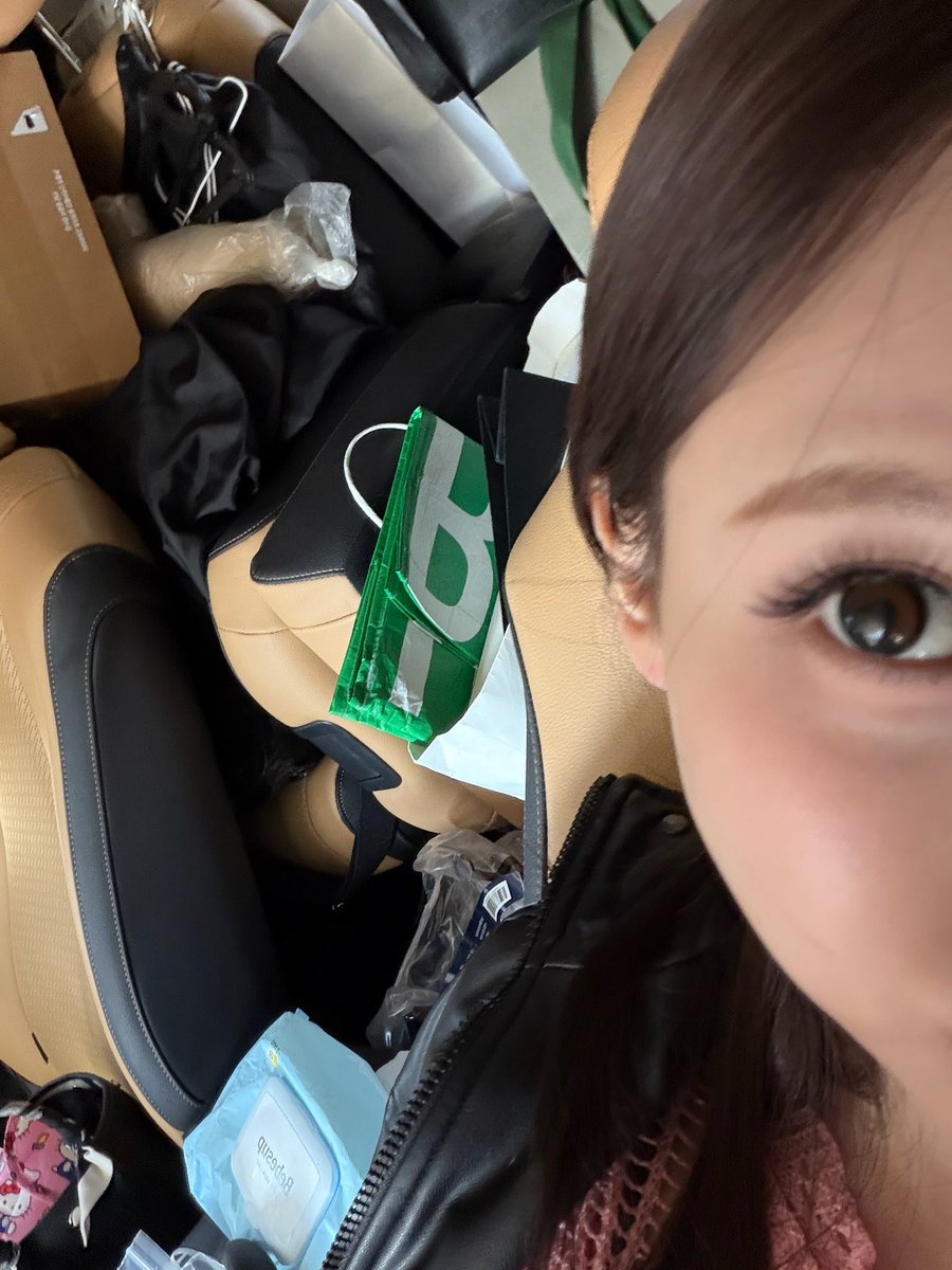 나연🫧 tweet media