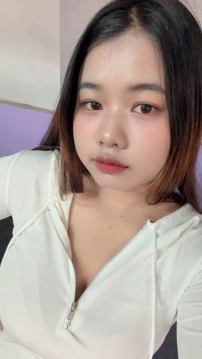 jularat♡ tweet media