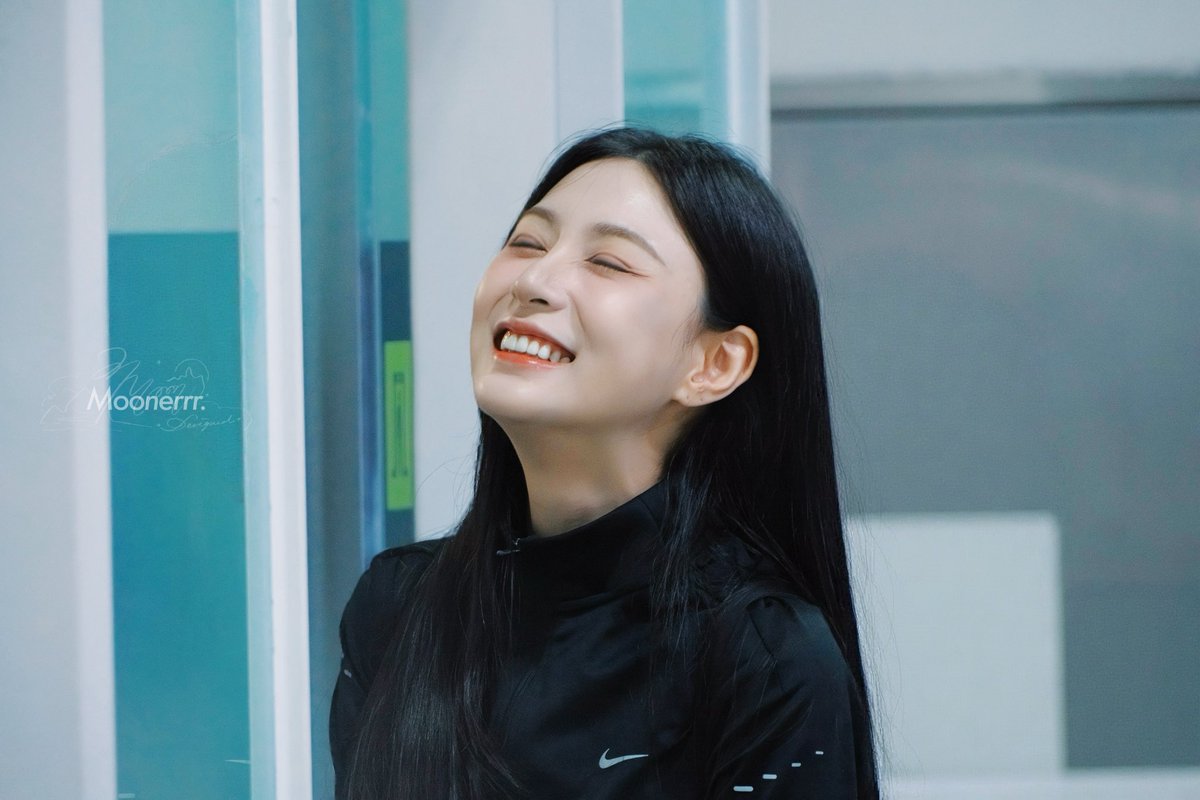 Moonerrr tweet media