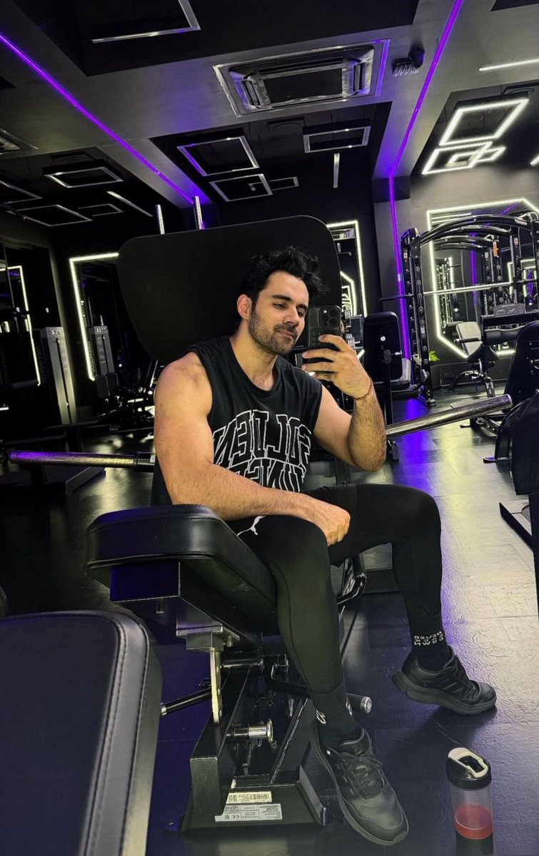 Bably sarma ⚡ tweet media