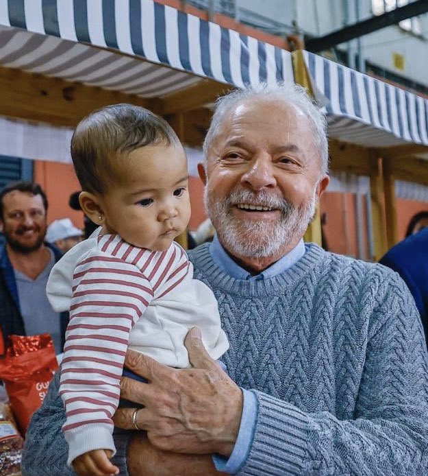 Pedro Rousseff tweet media