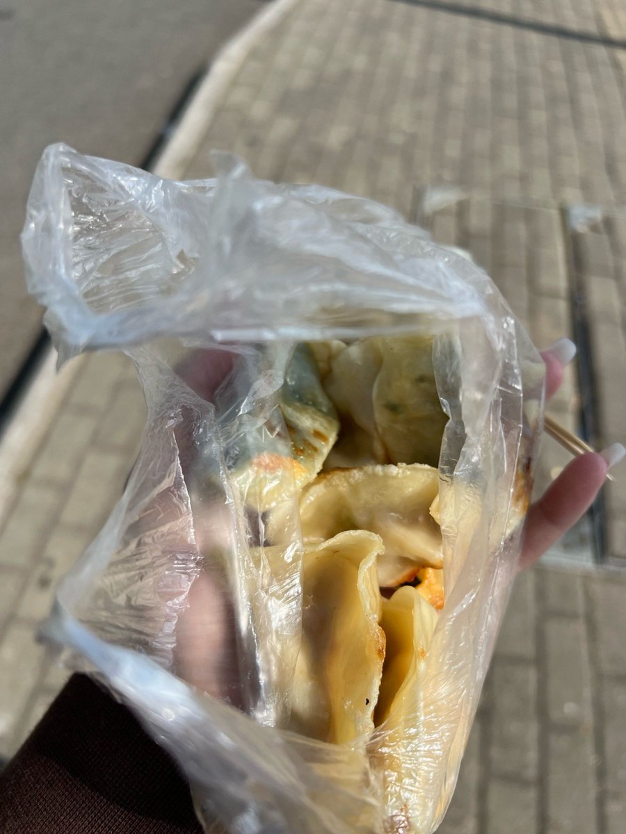 Adriana Lopez tweet media