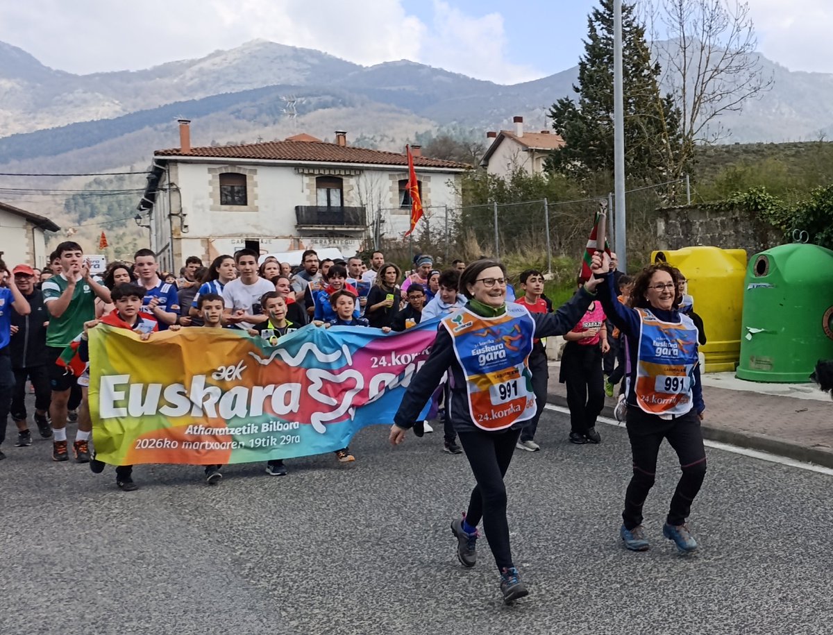 ehbasparrena's tweet photo. Asparrenean ere euskararen alde.

Gu ere #EuskararenAlde https://t.co/tJXptxUnzk