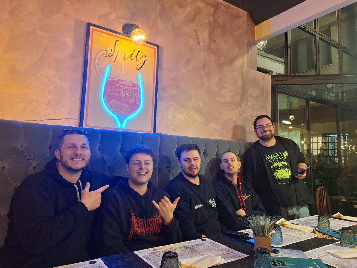 Aspirante.pizzardone tweet media