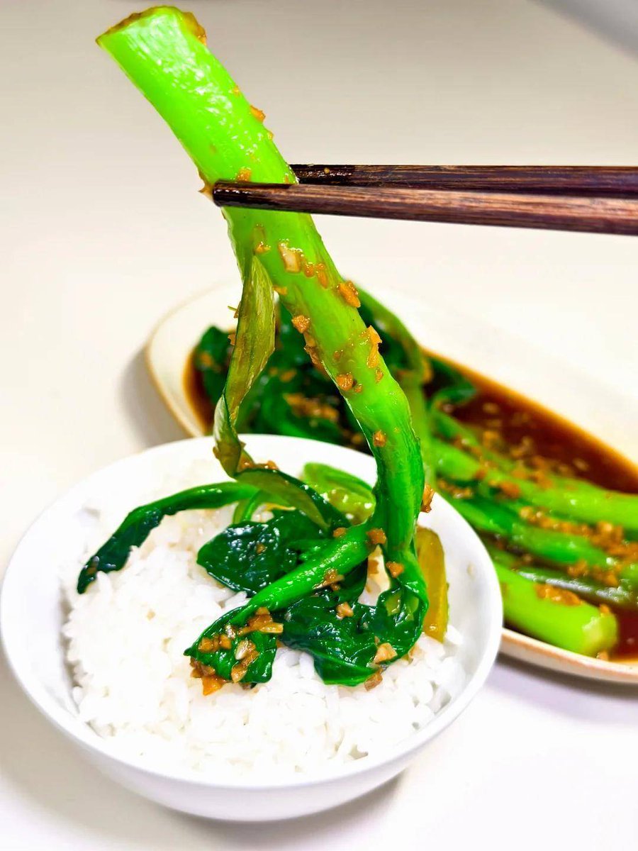 julie doyle tweet media