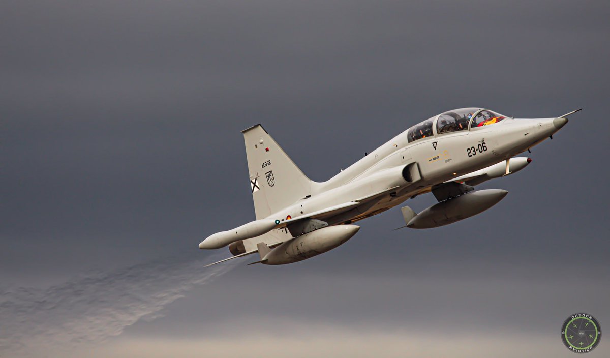 dasgonaviation's tweet image. Todo un veterano, el F-5 del @EjercitoAire 💪🏻

@Spottersbcn 
#aviation #spotting #torrejon #madrid #f5 #ala23 #ejercitodelaire #dfn25 #passion