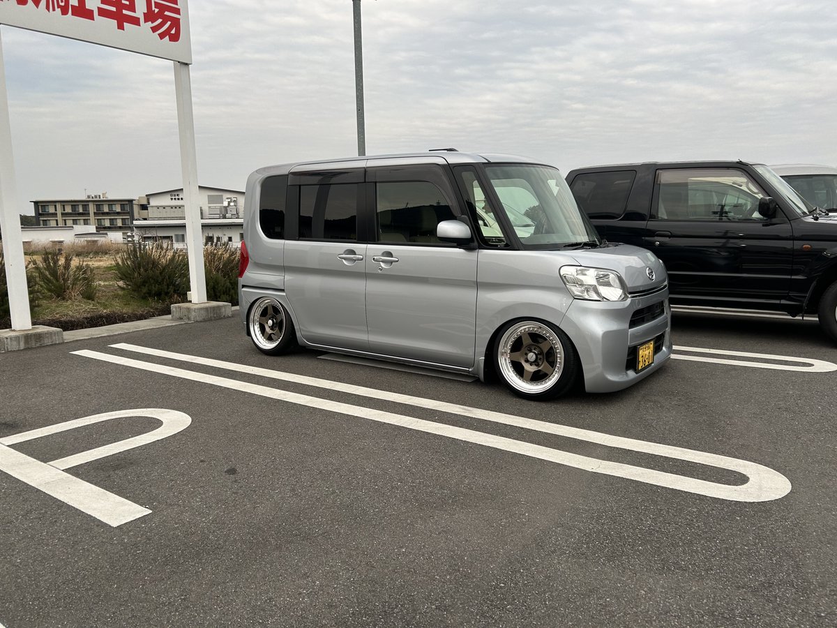 おもちゃとしてはお金かけんで良い感じに仕上がった
多分タント乗りにしかわからんやろうけど