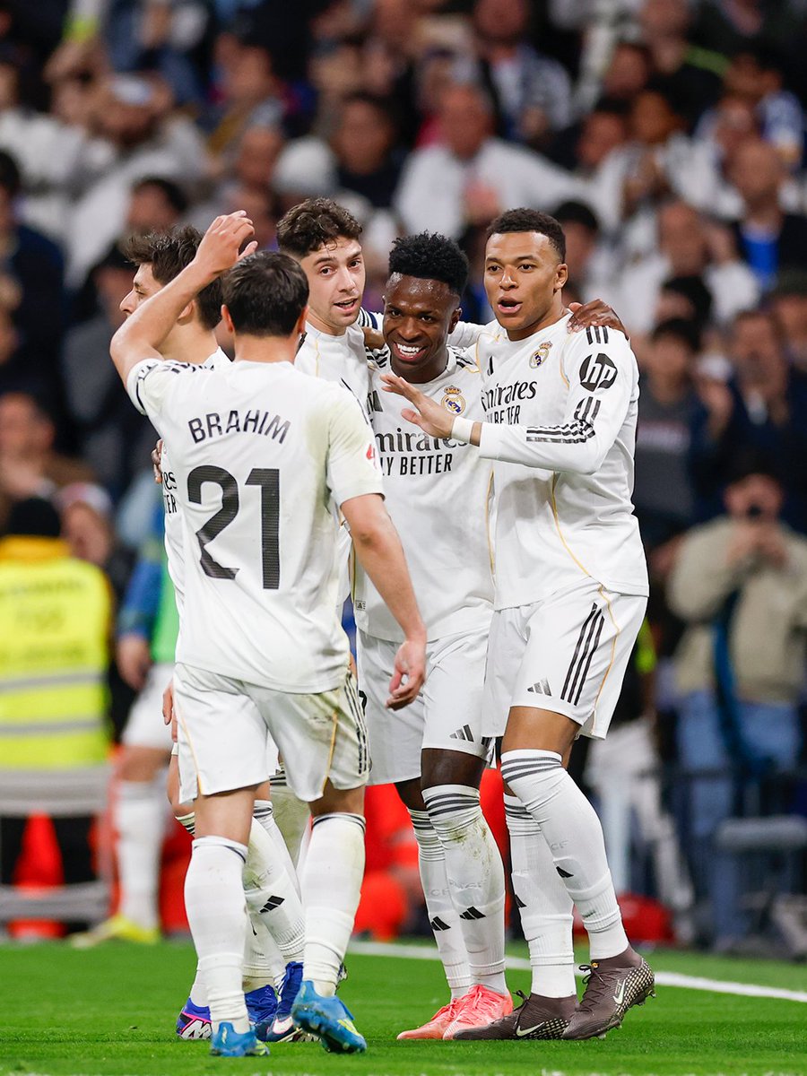 Real Madrid C.F. 🇫🇷 tweet media