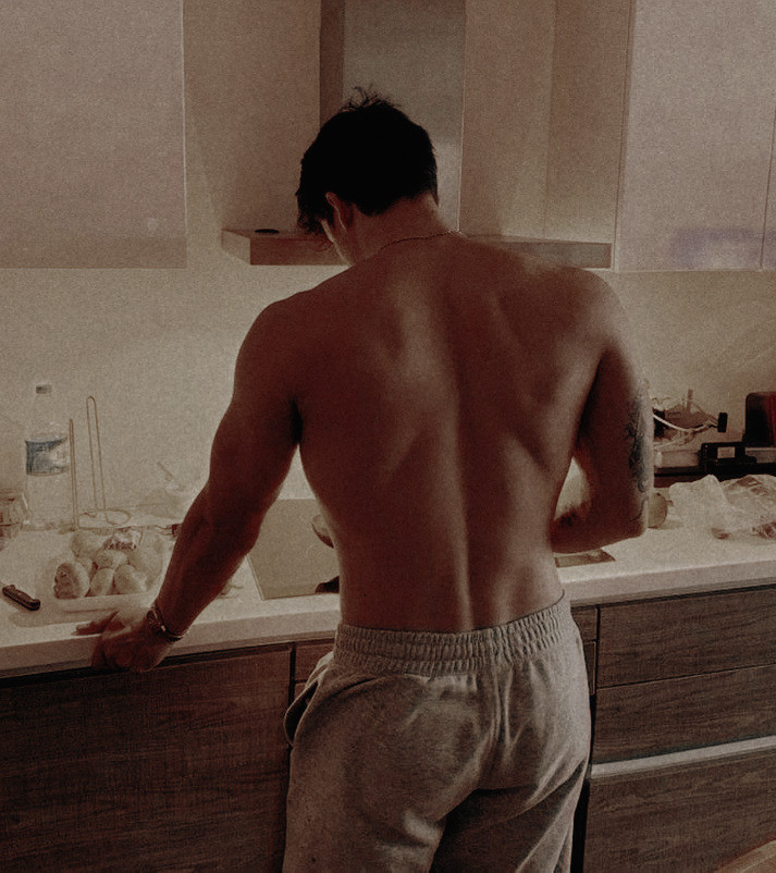 𝐓𝗁𝖾 𝐎𝗎𝗍𝗅𝖺𝗐 ！ tweet media