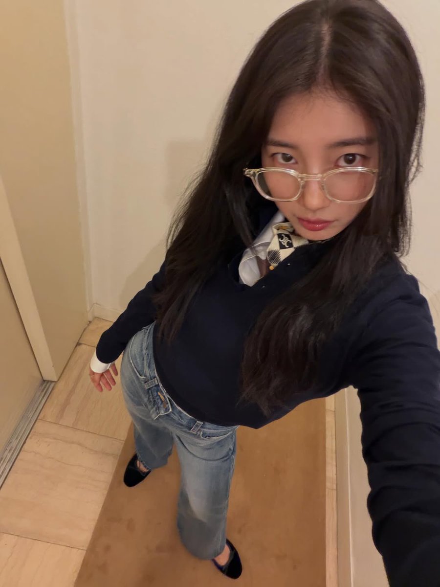 suz_ive's tweet photo. 숮떤여자 너무 엠지셨다가 여자셨다가.. 😍 https://t.co/QVFnNuEzcF