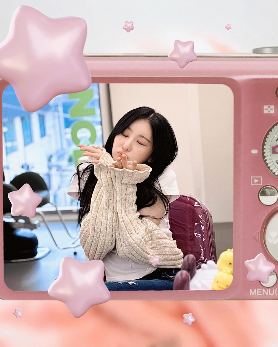 𝐀𝐫𝐚. tweet media