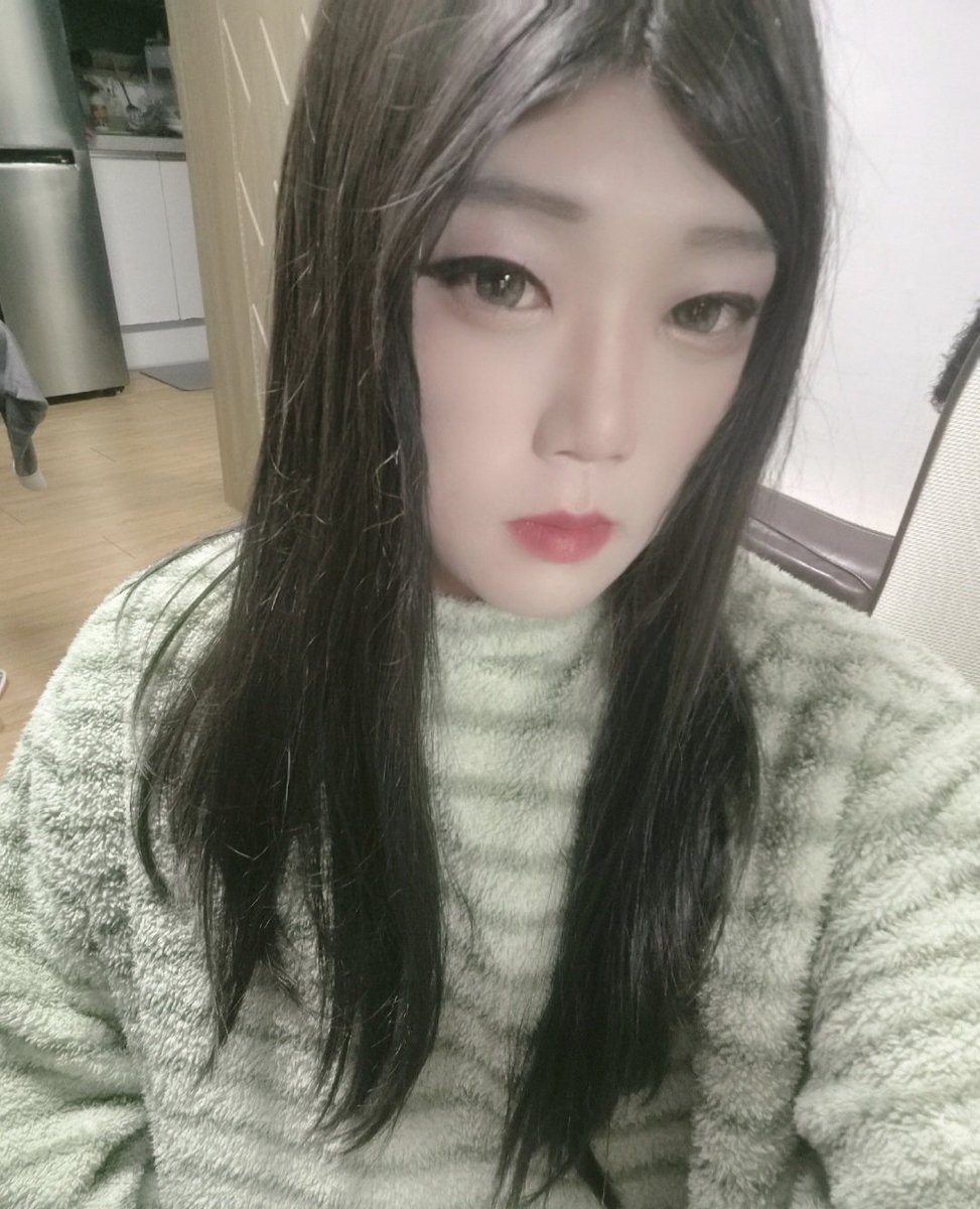 CD김미인 tweet media