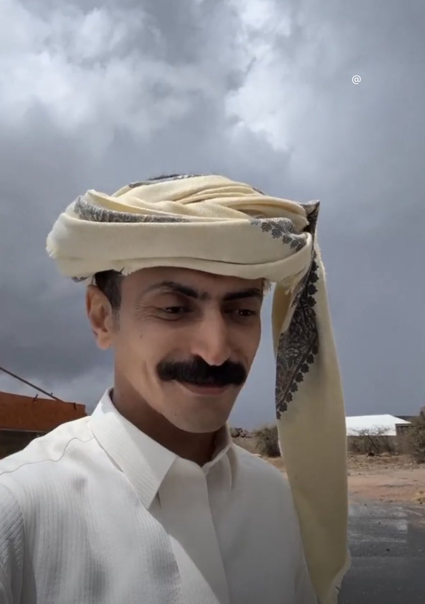 سـمُو tweet media