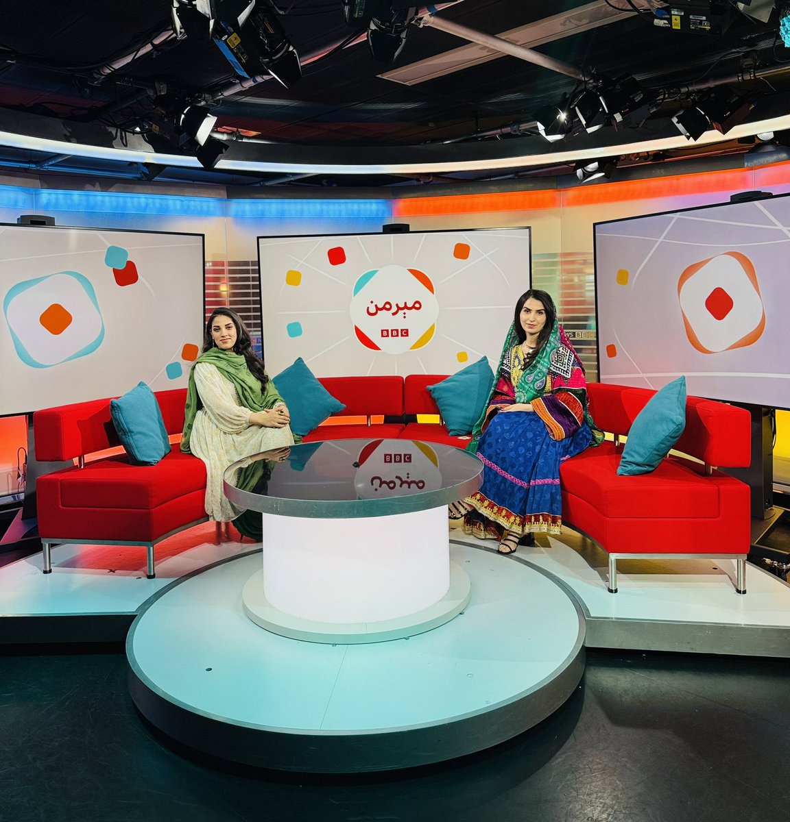 Meena Khan Dawran 🇦🇫 مینه خان دوران tweet media