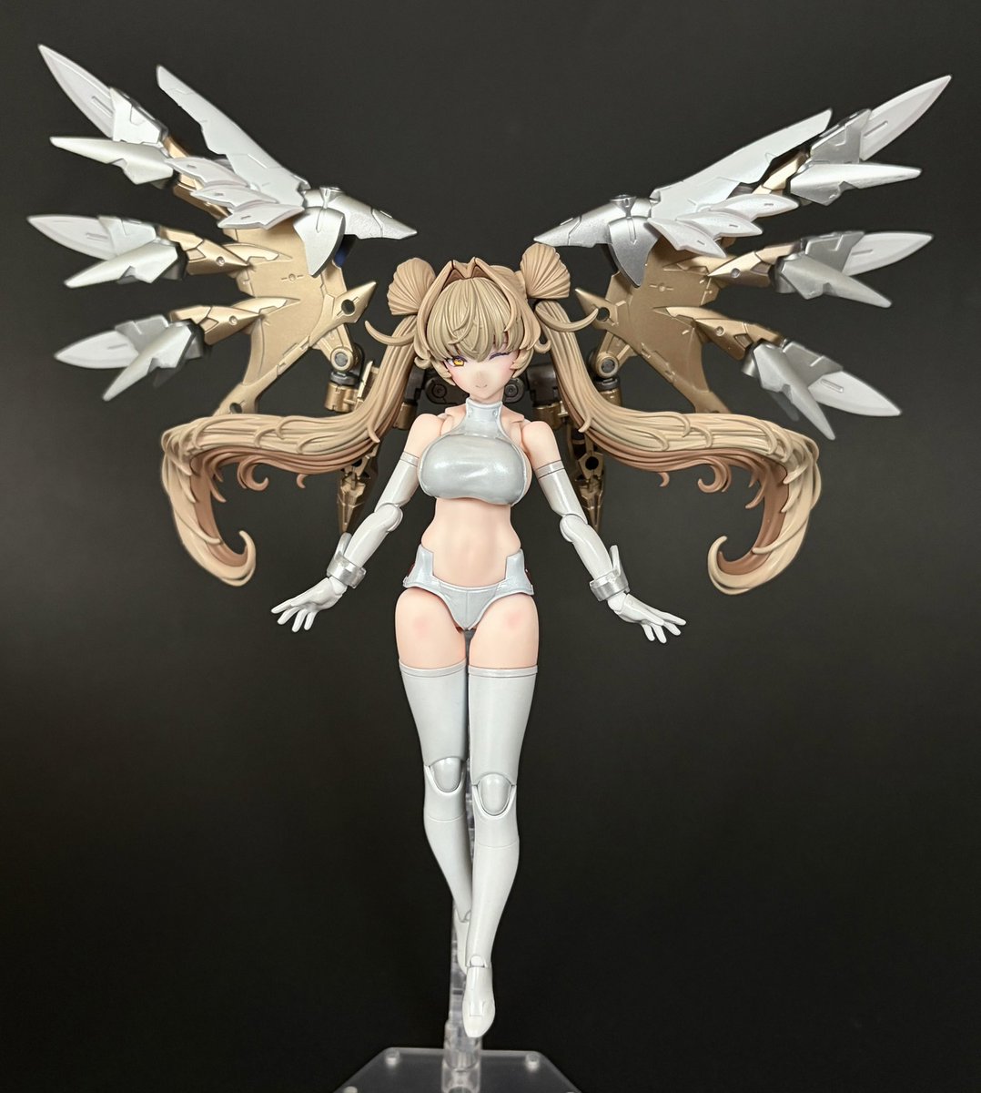 アーレウス tweet media